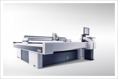 Oce Arizona 2360GTD und Zünd G3 -2500 in D 2-26